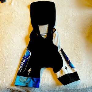 Primal Men’s cycling bib shorts, medium.